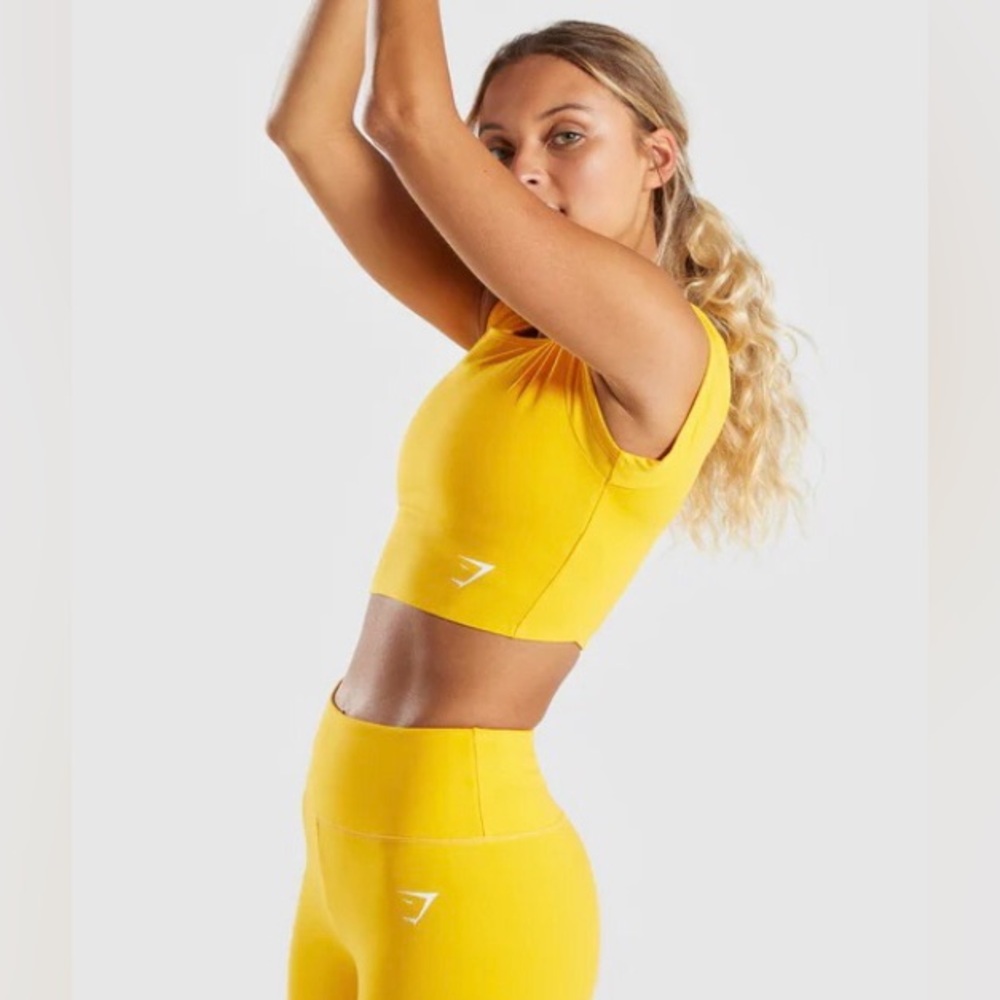 Gymshark Dreamy Yellow Cropped Cap-Sleeve Dry Moisture Management Top XS